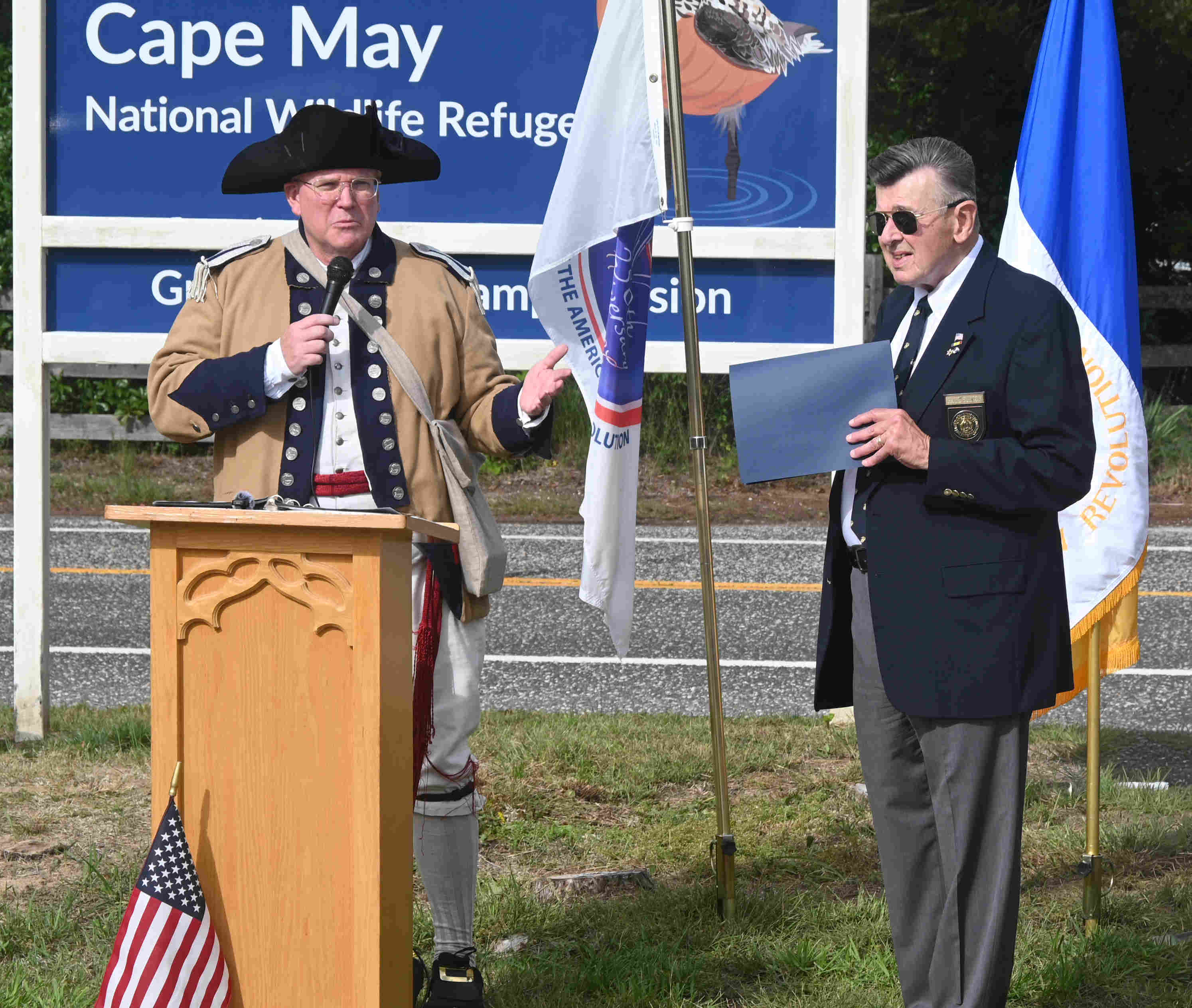 Chris Sands, Paul Sutton