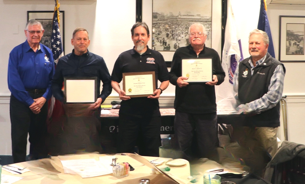 inductees Gary Papouschek, Jonathan Frake. Horace Somes