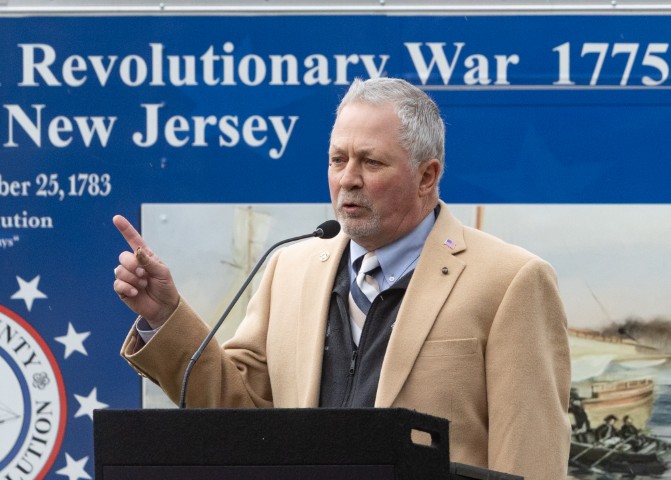 Mike Mangum addressing the crowd